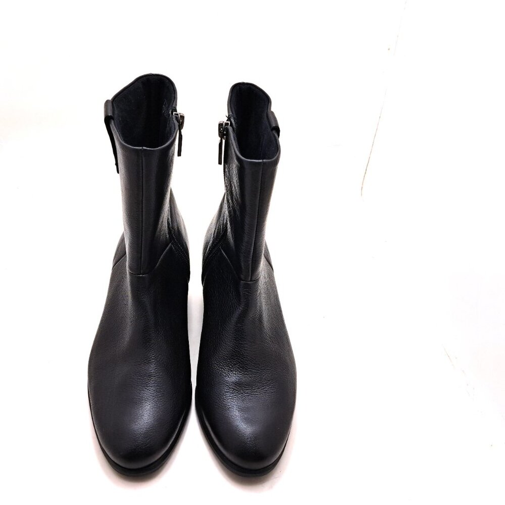 Munro Tyler Western Leather Bootie (Women) - Size 7